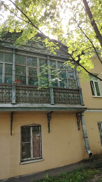 Пушкин. Особняк Малышева. Московская улица ,9. Здесь жил Шишков.