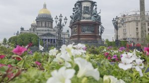 Сад-трансформер на Исаакиевской площади ️🌺☘️🌸 #петербург #путешествия #интересныеместа