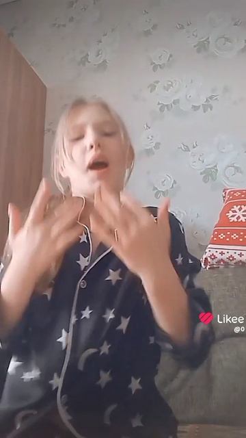 Адам смотреть онлайн
