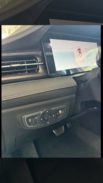 JETOUR X70+ смотреть онлайн
