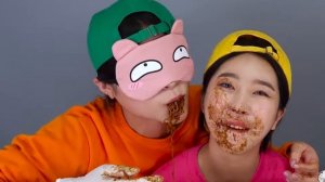 Черная лапша пороро Tteokbokki Mukbang ДОНА DONA
