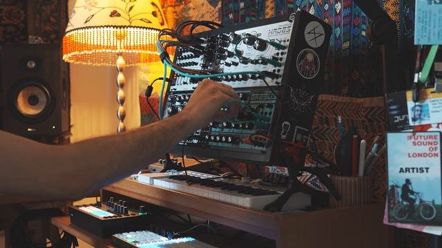 Dream Generator - Oxi One mk2, Dreadbox Erebus, Nyx & Hades смотреть онлайн