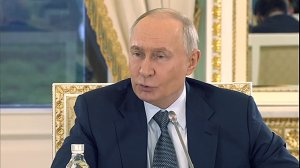 Путин о легитимности, переговорах и Украине