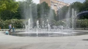 Сиреневый сад Москва 2026