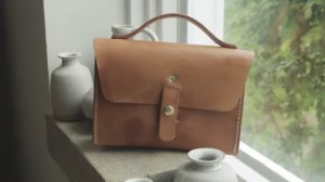 Making a Miniature Leather Purse - Corter Leather (1080p, h264)