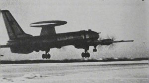 Ту-126. Летающий Советский радар, экипаж которого било током в полёте.