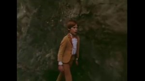 Песня из кинофильма «Рыжий, честный, влюблённый» 1984 ( в новой версии)