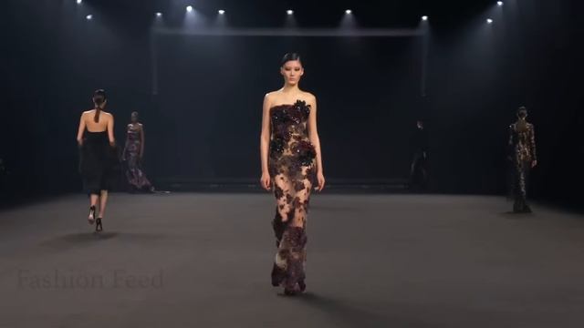 Elie Saab ｜ Fall⧸Winter 2026⧸27 ｜ Paris Fashion Week