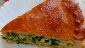Печем пирог с зелёным луком и яйцом. Кто с нами, присоединяйтесь.