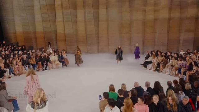 Chloé ｜ Fall⧸Winter 2026⧸27 ｜ Paris Fashion Week
