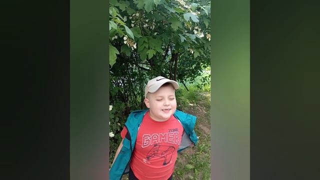 В лесу смотреть онлайн