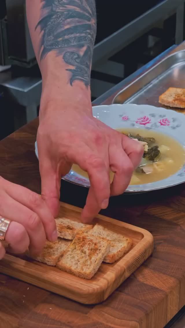 Щавелевый суп с курицей.