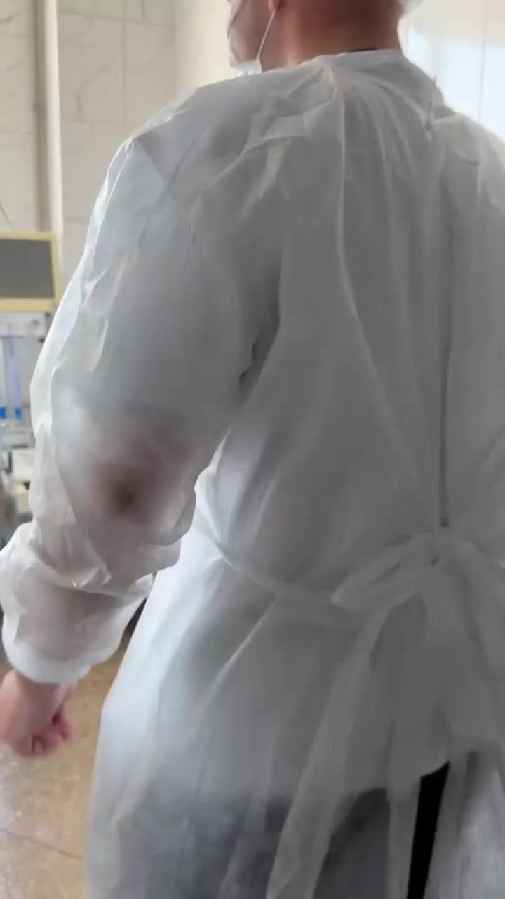 Порой кажется, что на войне нет места счастью. Но, увы, это то место, где, зачастую счастье и гор... смотреть онлайн