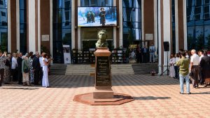 Пушкин звучит в Таджикистане: жители Душанбе отмечают День русского языка