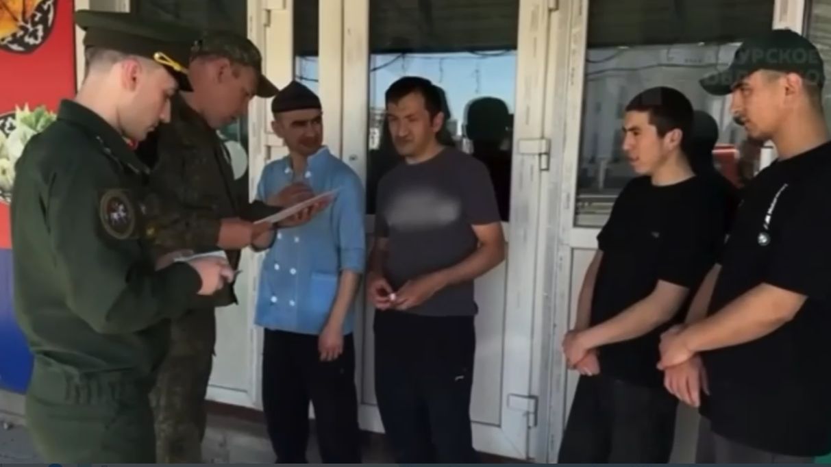 В Благовещенске военные следователи СК России провели очередной рейд смотреть онлайн