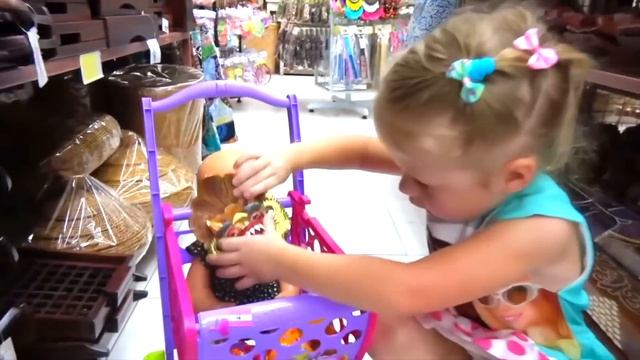 Nastya Pretend Play in Shopping with Baby Doll and Toys! смотреть онлайн