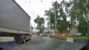 За рулём. 06.06.26 Копейское шоссе- Машиностроителей. Кольцо. Чуть не разломился о фуру.