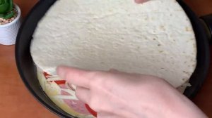 Завтрак для ленивых- все сложила в сковороду и на плиту, ИЗ ЛАВАША. Быстрая запеканка за 20 минут