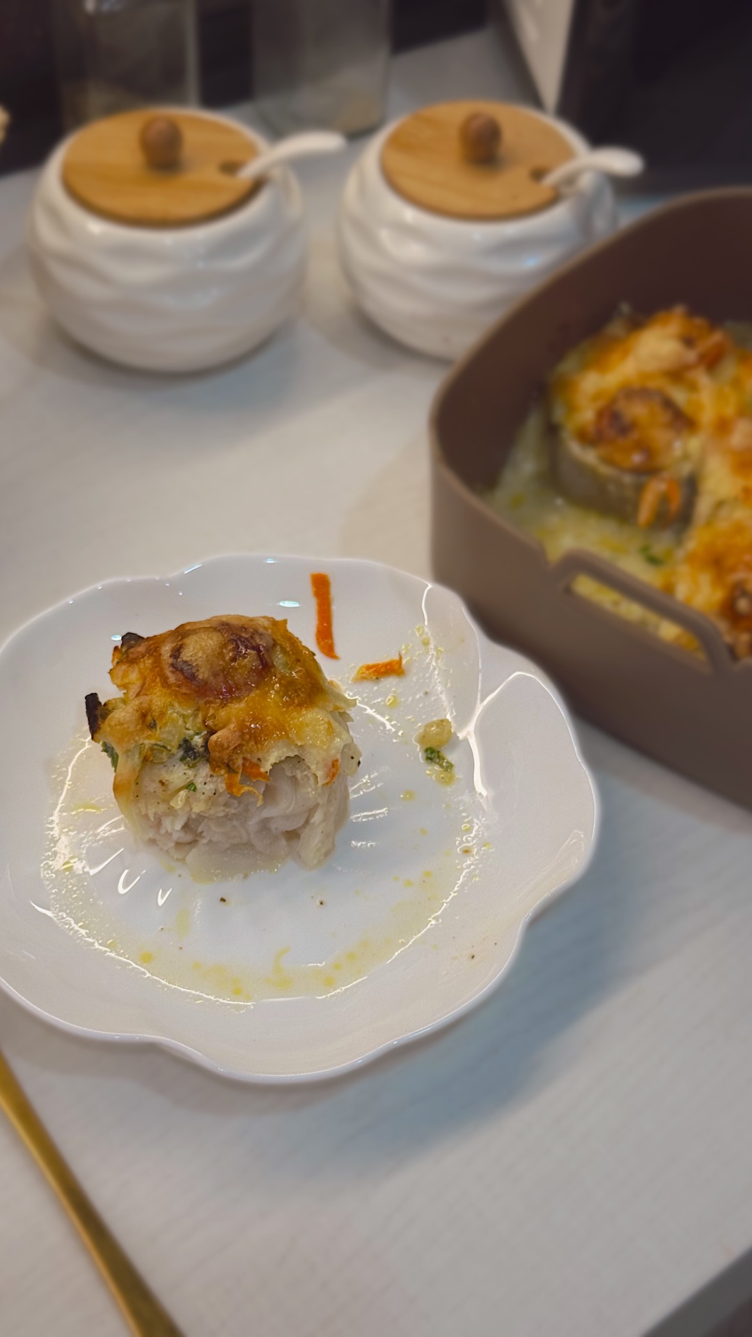 Хек по сырной шапочкой 😍