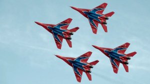 Александр Гейнц и Сергей Данилов «Аэроплан»