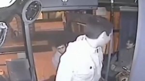 приласкал мудака)))