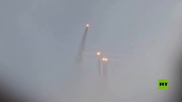 صورة ساخرة لنتنياهو تظهر على صواريخ في لقطات جديدة للحرس الثوري الإيراني