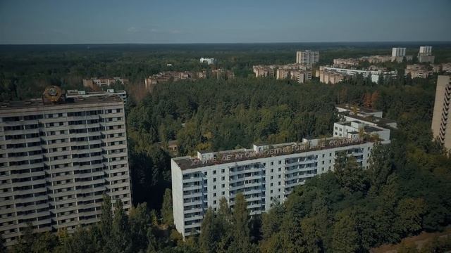 ЧЕРНОБЫЛЬ С ВЫСОТЫ ПТИЧЬЕГО ПОЛЕТА [РОСТЯН] (2019) 4k 60 fps смотреть онлайн
