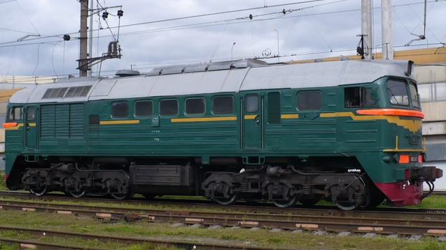 Знаменитый тепловоз М62 на станции "Ржевка"