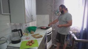 Супер повар против колбасы на завтрак Дешёвая колбаса победила ПОДВАЛ ИЛЬИЧА