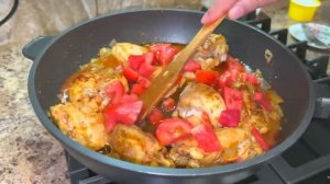 Молодая капуста с курицей - быстрый и простой рецепт.