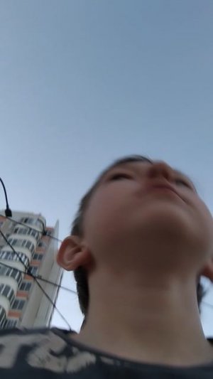 вышел на прогулку в 11°