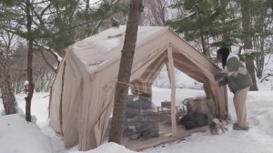 COZY CAMPING IN AN AIR TENT COVERED IN SNOW | CAMP ASMR