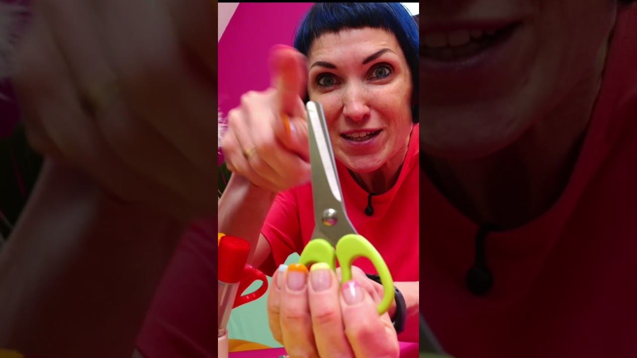 Рыбка попала в сети. Шарки, на помощь! 🦈✂️ #детскийканал #мультик #длядетей