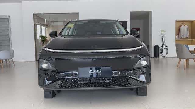 All New XPeng G6 EV Exterior 🚘 And Interior 🏠