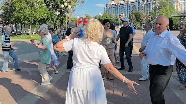 Танцуют все... 06.06.26... смотреть онлайн