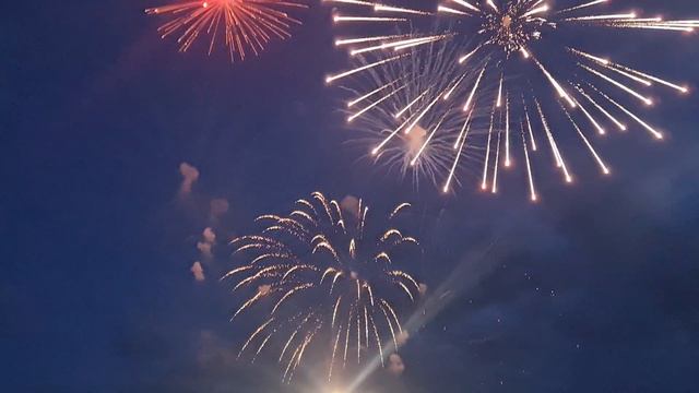 Салют. Вязьма -787 лет.