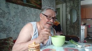 ОБЕДАЮ ОДИН, ЖЕНА УЕХАЛА. Вот такой расклад