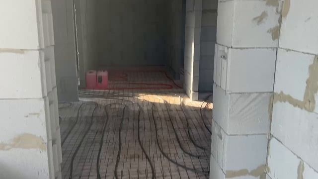 17513077017280