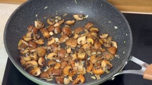 Как правильно Жарить Картошку с Шампиньонами. Вкусная жареная картошка на сковороде!