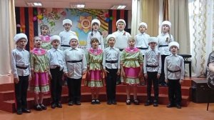 «Песня юных казаков» в исполнении 2 класса МКОУ Пинчугская СОШ