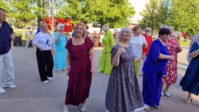 А лето цвета небо..... 06.06.26. смотреть онлайн