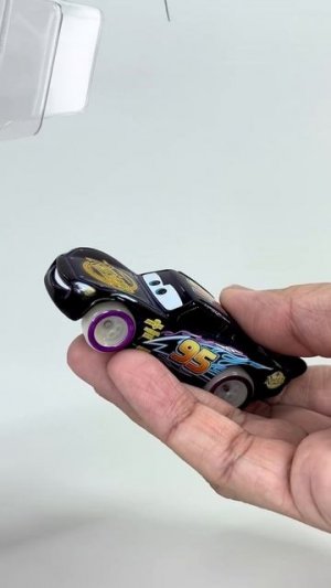 МакКуин из «Тачек» ASMR — крутая машинка Tomica!