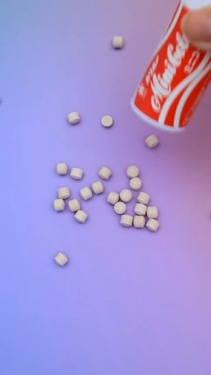 Кошелёк Hello Kitty со сладкими сюрпризами
