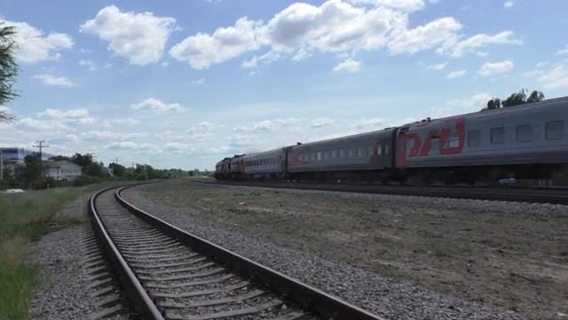 МАШКА В ВОРОНЕЖЕ!!!!!! Тепловоз 2м62у с пассажирским поездом с рейсом Смоленск Анапа