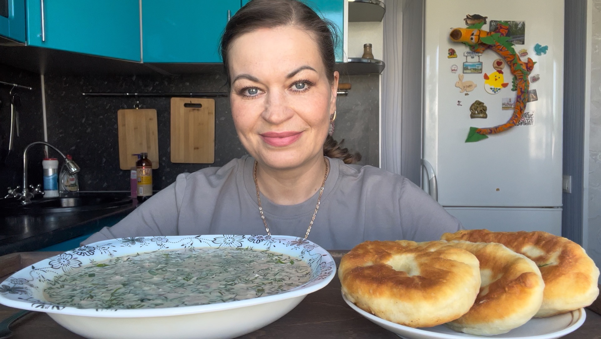 МУКБАНГ ОКРОШКА И ПИРОГИ/MUKBANG ЕДА ОБЖОР смотреть онлайн