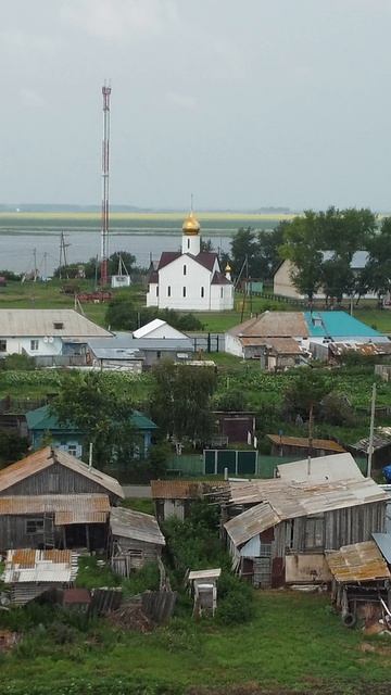 Храм посреди бескрайних полей и озёр 🙏 Бердюжский район с высоты