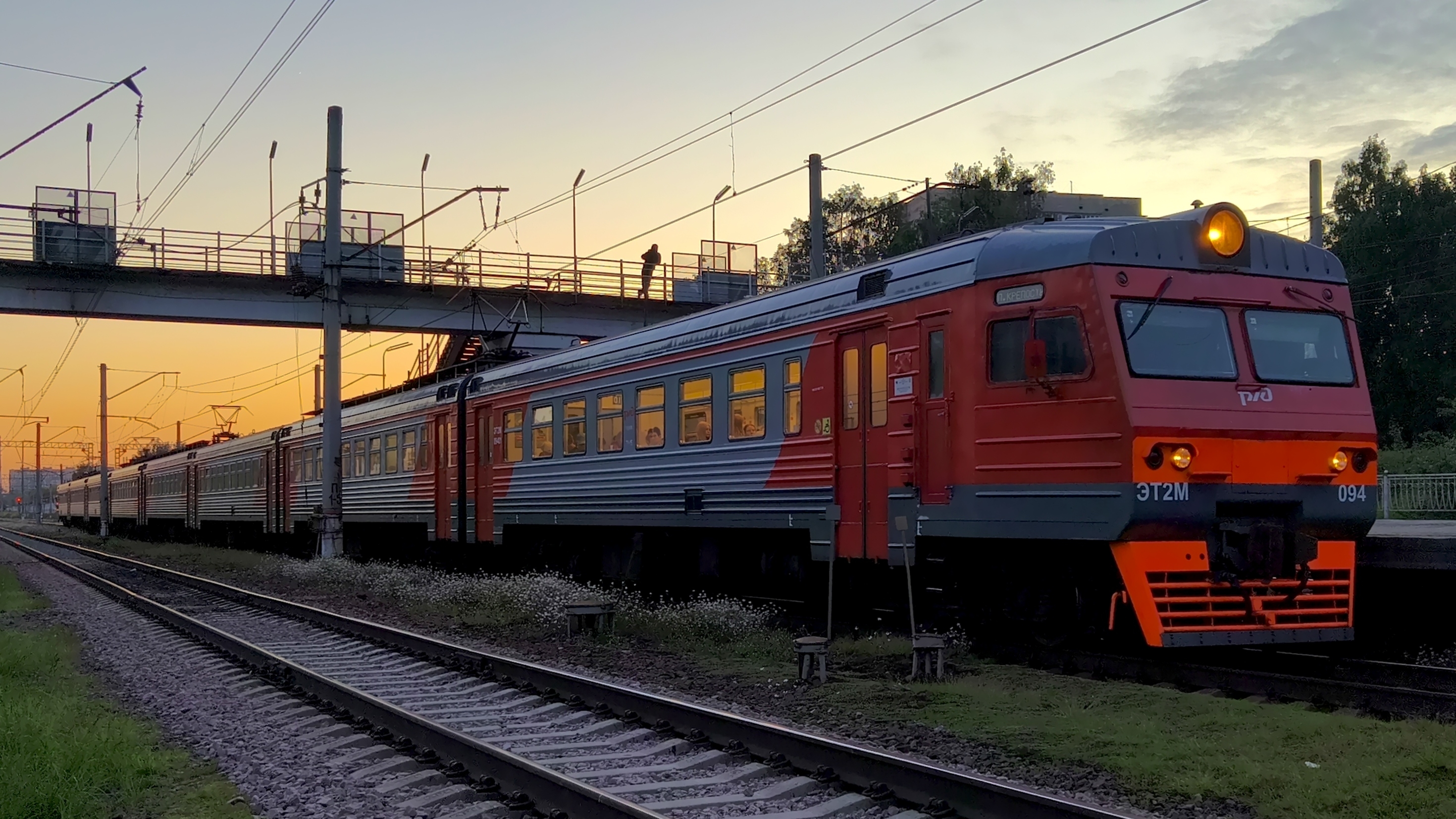 ЭТ2М 094 сообщением Санкт-Петербург - Петрокрепость на станции Пискарëвка