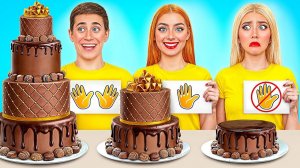 Едим Без рук vs Одной рукой vs Двумя руками Челлендж от Funny DO Challenge