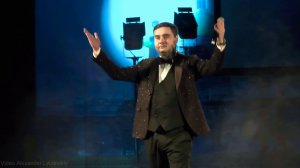 Владимир Питериш  «Поручение» (муз. Исаак Дунаевский , слова Михаил  Матусовский)