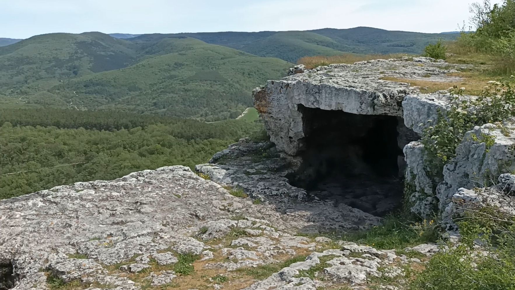 Мангуп-Кале _ пещерный город _2 часть